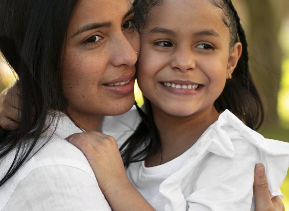 woman-spending-mothers-day-with-her-daughter-outdoors-park
